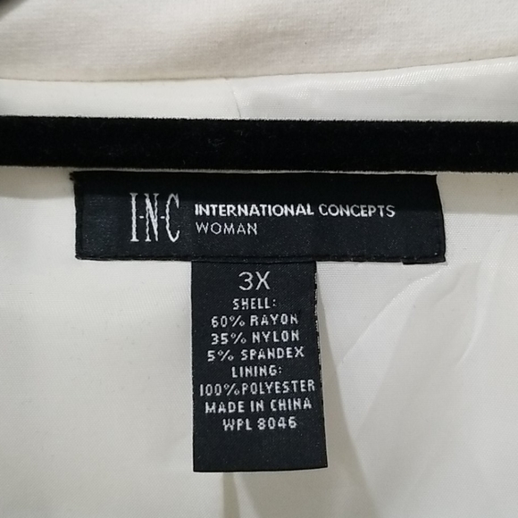 INC 3X Plus White / Tan Blazer Jacket - Picture 2 of 6